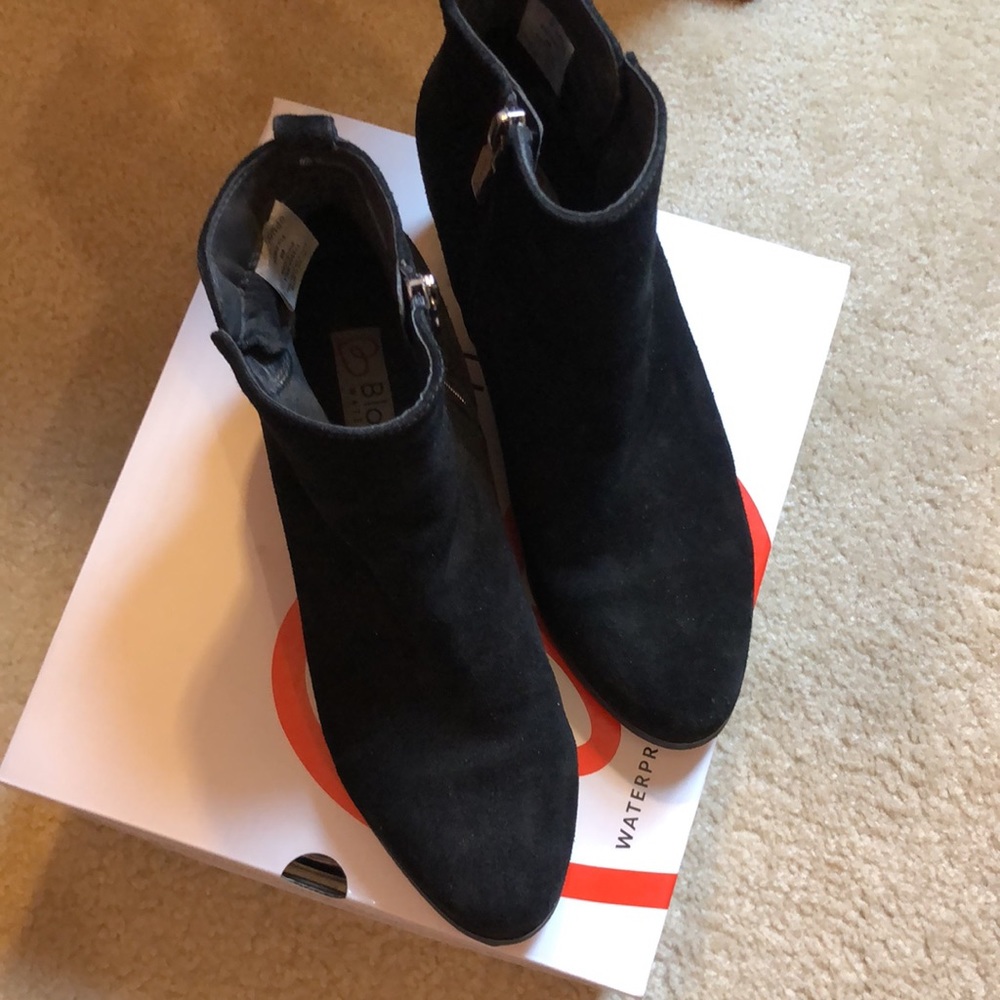 Blonde Booties - image 6